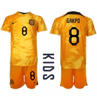 Niederlande Cody Gakpo #8 Heimtrikotsatz Kinder WM 2022 Kurzarm (+ Kurze Hosen)